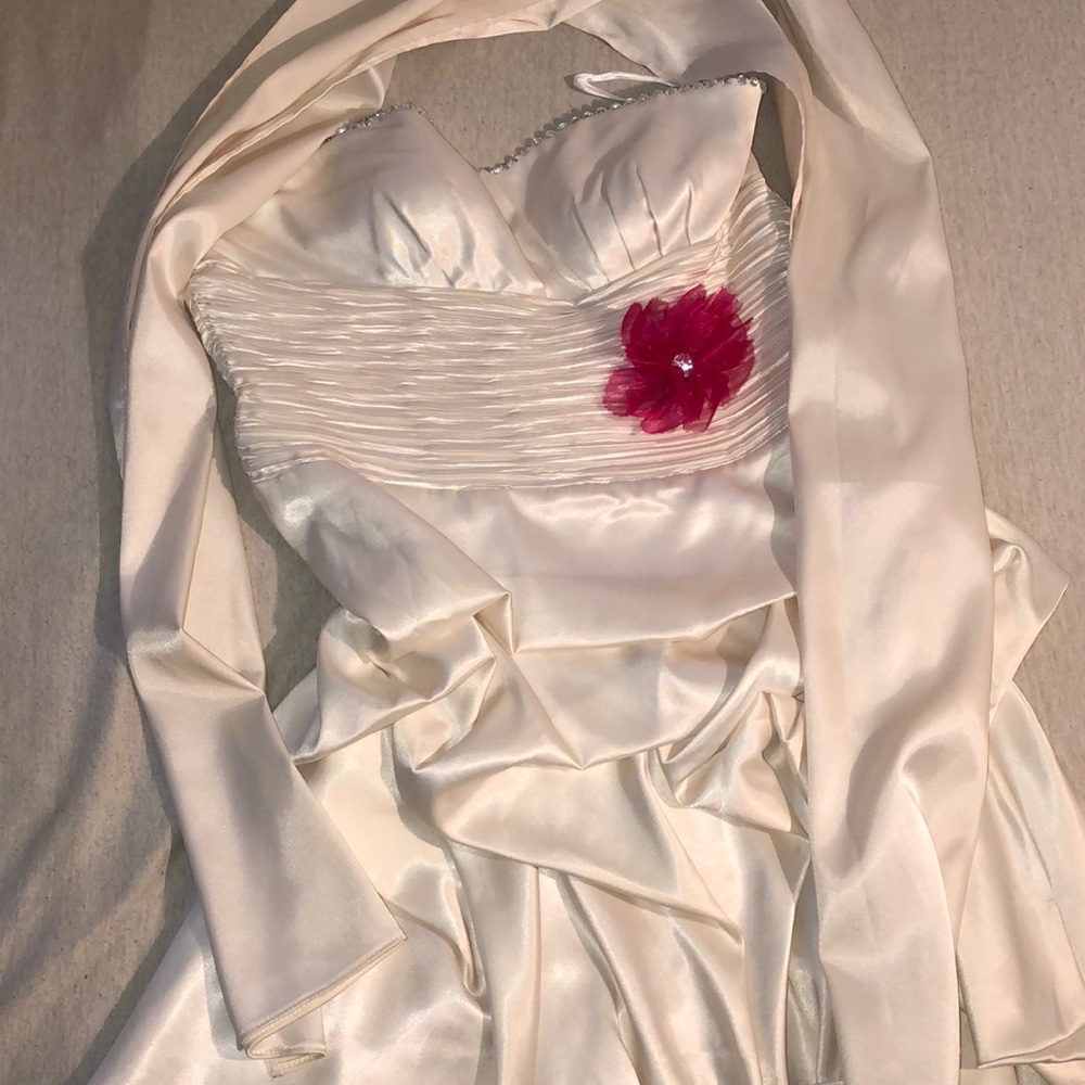 😍Cream Dress🥰